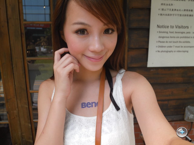 BenQ G1 大光圈翻轉自拍機，$8,990 超值上市！