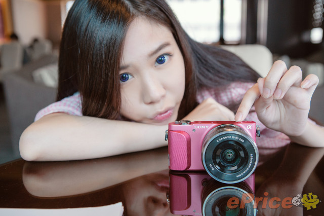 女孩自拍無敵~與 Sony NEX-3N 的甜蜜午茶 女孩自拍無敵~與 Sony NEX-3N 的甜蜜午茶