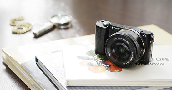 Sony-A5000-camera-black.jpg http://timg.eprice.com.tw/tw/dc/img/2014-01/07/4892739/oscar210_1_Sony-_b9226e7423705985a0293bcf597d68e0.jpg