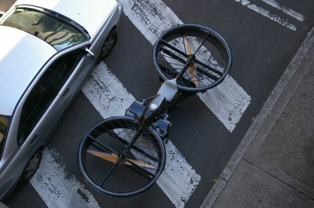 Hoverbike:是男人都會想要的飛天摩托車! Hoverbike:是男人都會想要的飛天摩托車!