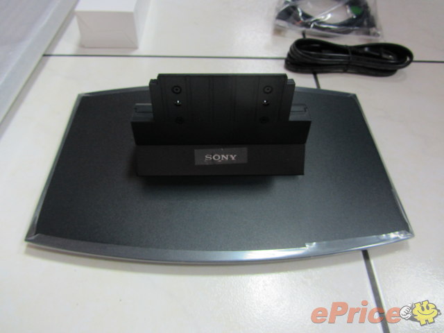【開箱】SONY PlayStation 3D 顯示器　PS3 好搭檔