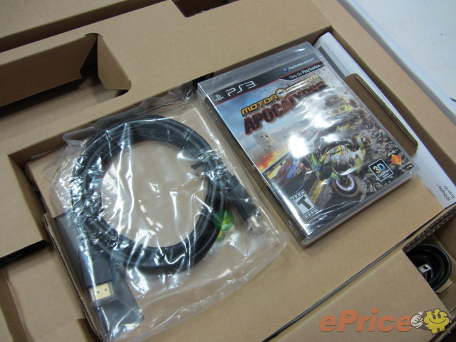 【開箱】SONY PlayStation 3D 顯示器　PS3 好搭檔