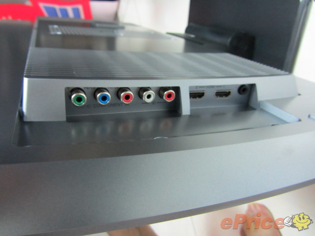 【開箱】SONY PlayStation 3D 顯示器　PS3 好搭檔