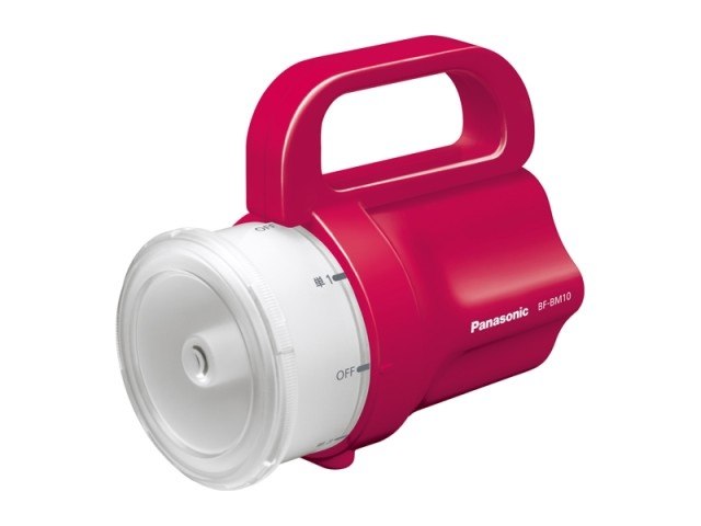 Panasonic 推特殊手電筒,1 號到 4 號電池都能用 Panasonic 推特殊手電筒,1 號到 4 號電池都能用