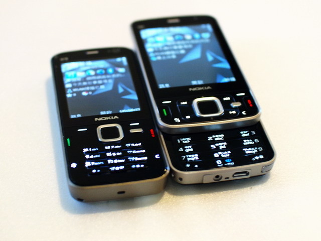 Nokia 3820