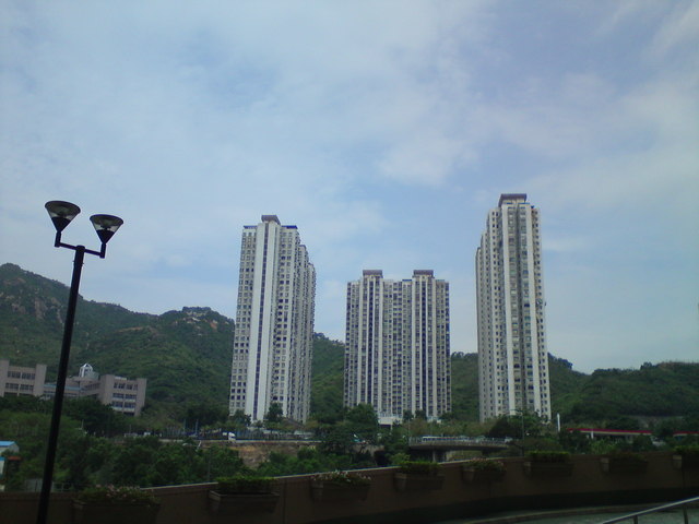 http://timg.eprice.com.tw/tw/mobile/img/2009-06/25/4163143/eggward_1_a77fec309575a5dff610f0a6d94119cf.JPG