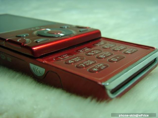 調整大小DSC08975.JPG http://timg.eprice.com.tw/tw/mobile/img/2009-08/10/4209362/phone-skin_2_ec2d1e915c9be96bcf797289bb94954c.JPG
