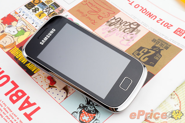 抢眼背盖灵活大空间　三星 Galaxy Mini 2 评测