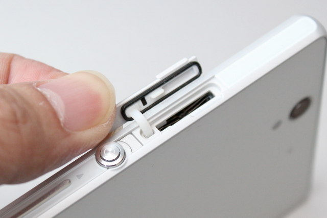 Sony Xperia Z 真機:影相、防水、介面全面試 Sony Xperia Z 真機:影相、防水、介面全面試
