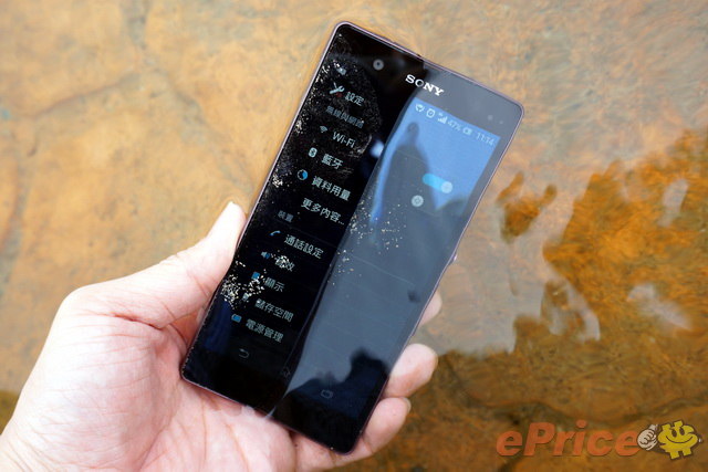 防水防塵,影像音樂:Sony Xperia Z 重點試到盡 防水防塵,影像音樂:Sony Xperia Z 重點試到盡