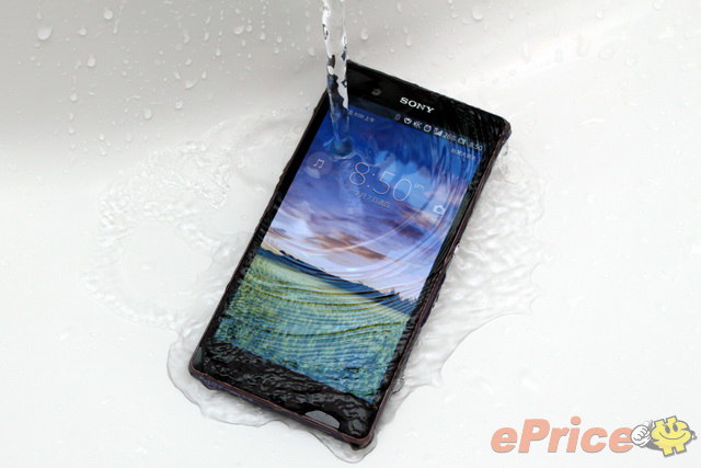 防水防塵,影像音樂:Sony Xperia Z 重點試到盡 防水防塵,影像音樂:Sony Xperia Z 重點試到盡