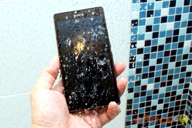防水防塵,影像音樂:Sony Xperia Z 重點試到盡 防水防塵,影像音樂:Sony Xperia Z 重點試到盡