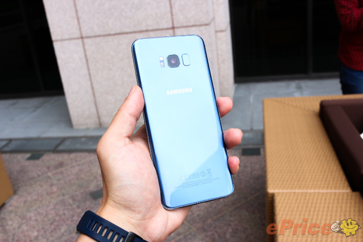 三星 s8 薰紫灰,冰湖蓝,流沙金三色图赏