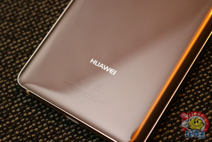 防水全萤幕旗舰,HUAWEI Mate 10 Pro 开箱、效