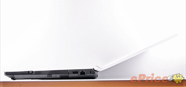 日系輕巧商務 Fujitsu LifeBook SH561 日系輕巧商務 Fujitsu LifeBook SH561
