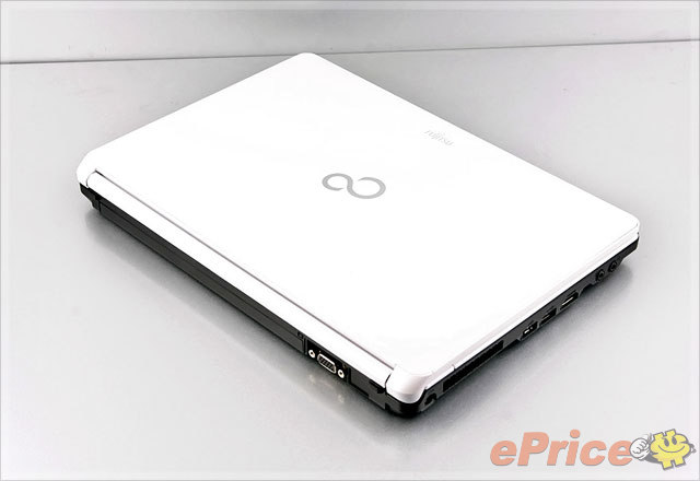 日系輕巧商務 Fujitsu LifeBook SH561 日系輕巧商務 Fujitsu LifeBook SH561