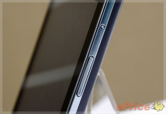 ASUS Eee Pad MeMO 171 三月上市　售 $17,900 - 15