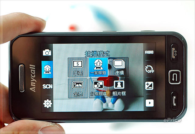 支援全景,连拍,分格漫画拍摄,相框和微笑快门 (一笑即拍)