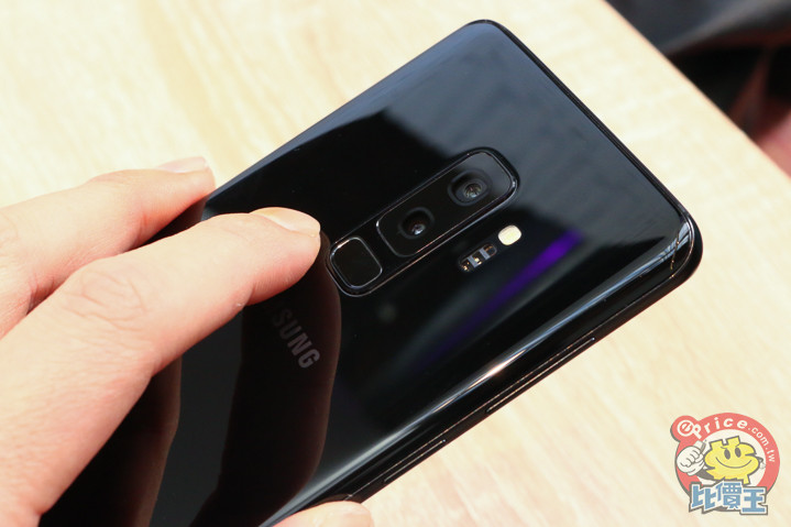 照相畫質優化 60%!認識 S9、S9+ 獨特「雙光圈」與多重影像疊合相機革新 照相畫質優化 60%!認識 S9、S9+ 獨特「雙光圈」與多重影像疊合相機革新