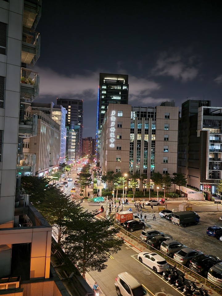 07-S21 alt=