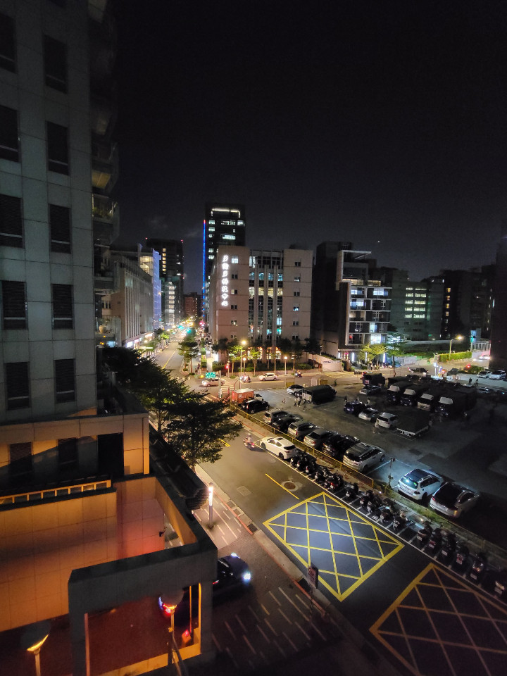 01-S21 alt=