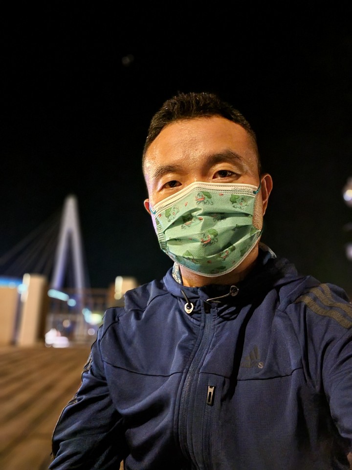 S21 Ultra 人像夜景模式